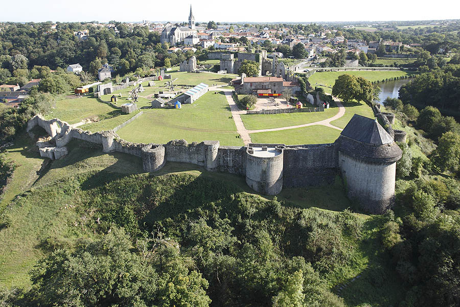 Château de Tiffauges